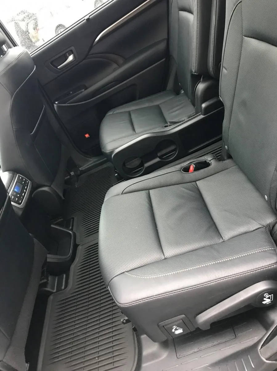 Vehicle interior after detailing
